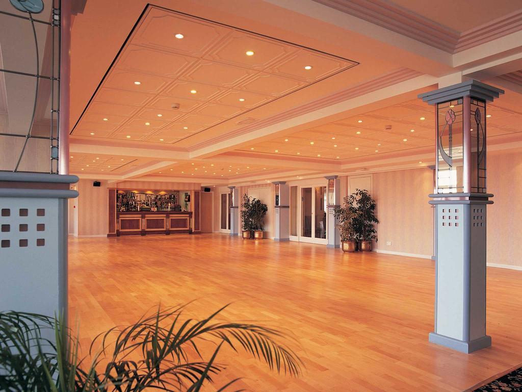 Tlh Carlton Hotel And Spa - Tlh Leisure And Entertainment Resort Torquay Extérieur photo